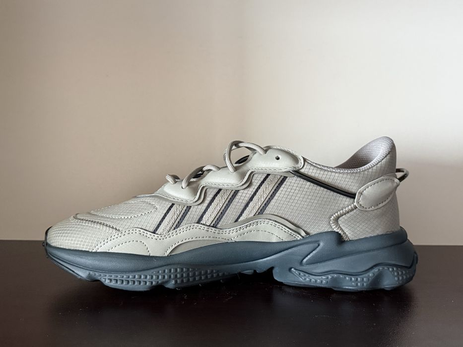 Adidas OZWEEGO 43номер 27.5 см Стелка Нови с Кутия