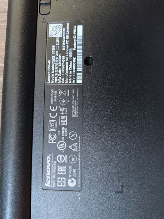 Leptop Lenovo b50