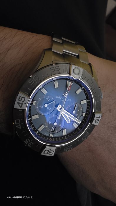 Breitling Super Avenger B01 Chronograph 46mm Titanium EB0148101C1E1