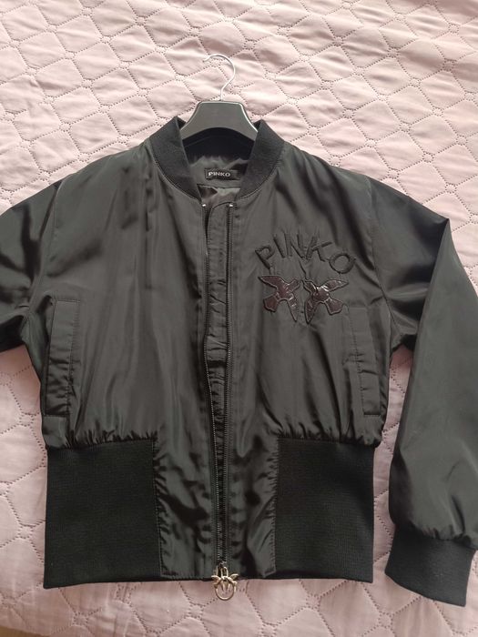 Яке тип бомбър Pinko