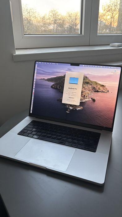 Laptop Apple MacBook Pro 16 M2 Max, 12 CPU 38 nuclee GPU, 32 GB, 1TB