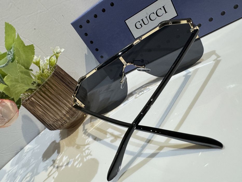 Ochelari de soare Gucci