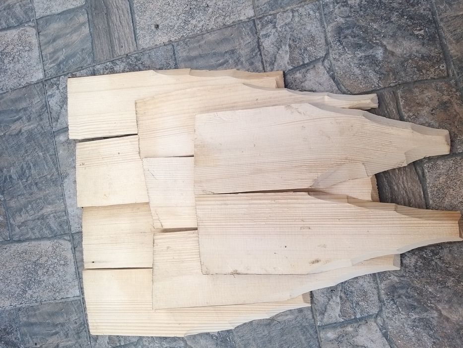 Vând Draniță (șindrilă) de lemn