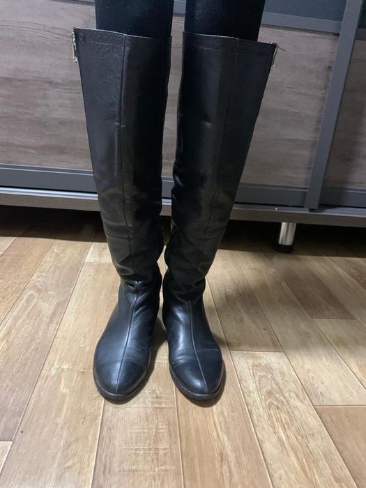 Продам осенние сапоги