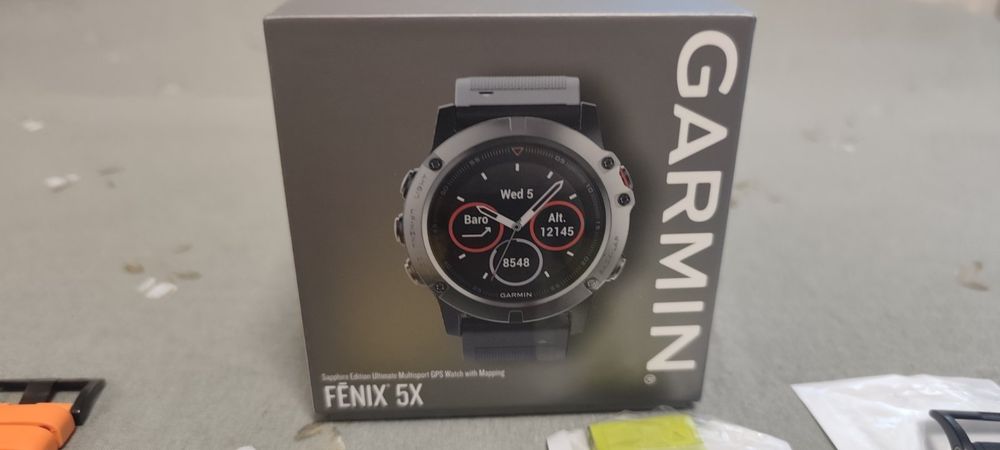 Смарт Часовник Garmin fenix 5
