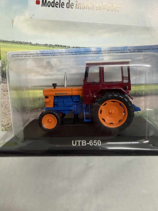 Tractor UTB-650 macheta auto scara 1:43 10 cm