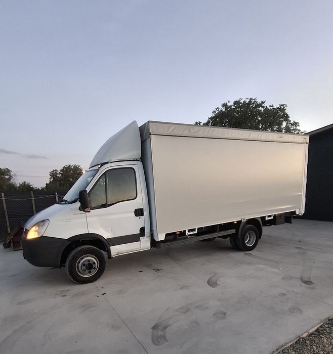 Vând Iveco Daily 70C18-DETARAT 3,5 TONE -se conduce cu Cat B