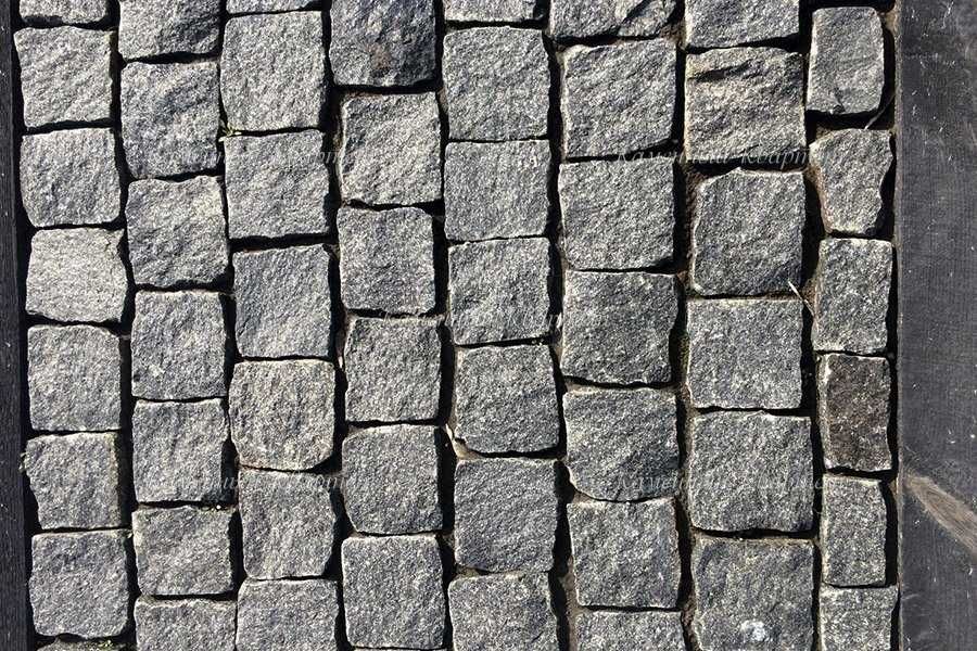 Гранитная брусчатка. Гранит Курты