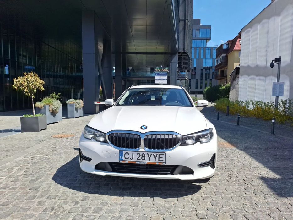 BMW Seria 3 320i AT Touring 2021 Istoric Romania Revizie Ianuarie 2026 Pret cu TVA