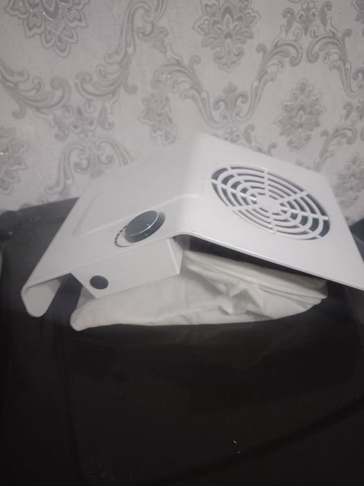 Продам маникюр пылесос