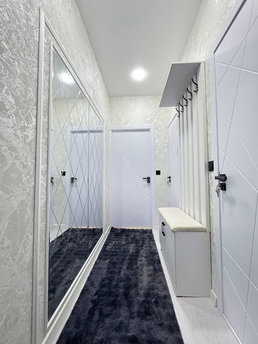 Чиланзар -3 орентир: 162-школа 2³/4/4 С новым Евро ремонтом и обстанов