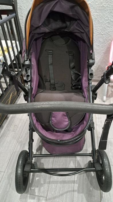 Коляска трансформер в отличном состоянии.