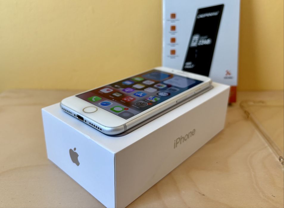 Apple iPhone 7 32GB White  много добър външен вид, нова батерия, кутия