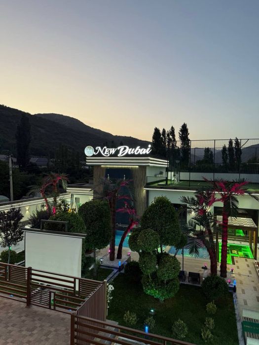 Продается премиальный огромный дача  Дубай