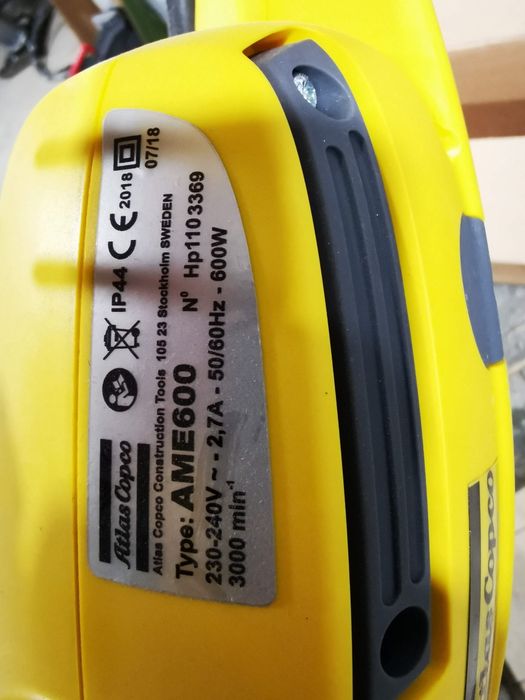 Vibrator beton Husqvarna AME 600 Atlas Copco vibrat