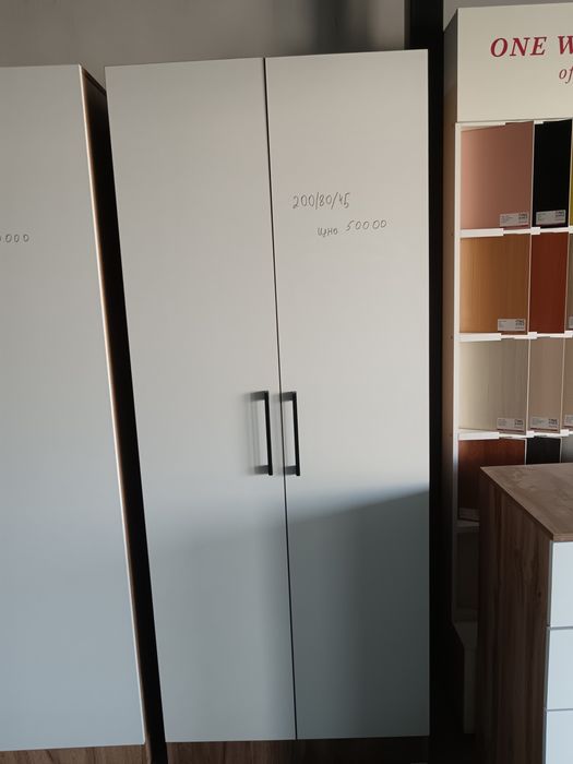 Шкаф әртүрлі купе камод