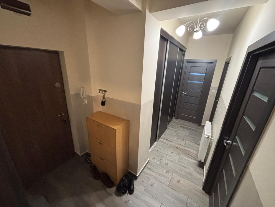 Vând apartament 2 camere