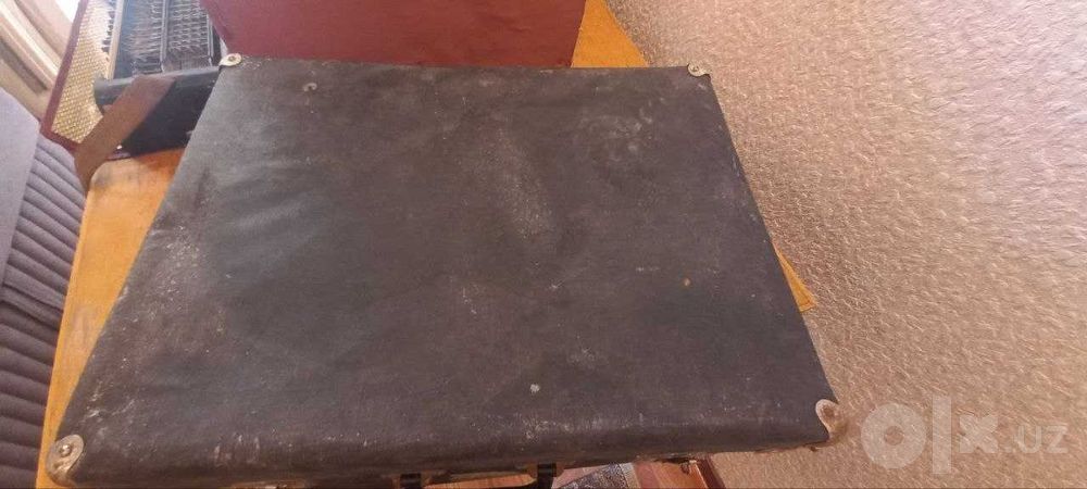 Чехлы для Баяна - 2 шт., Чехлы для горна и корнета по 100 000 сум.