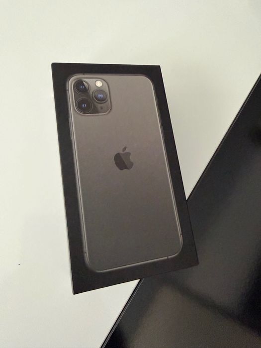 iPhone 11 Pro 64 gb фабрично отключен