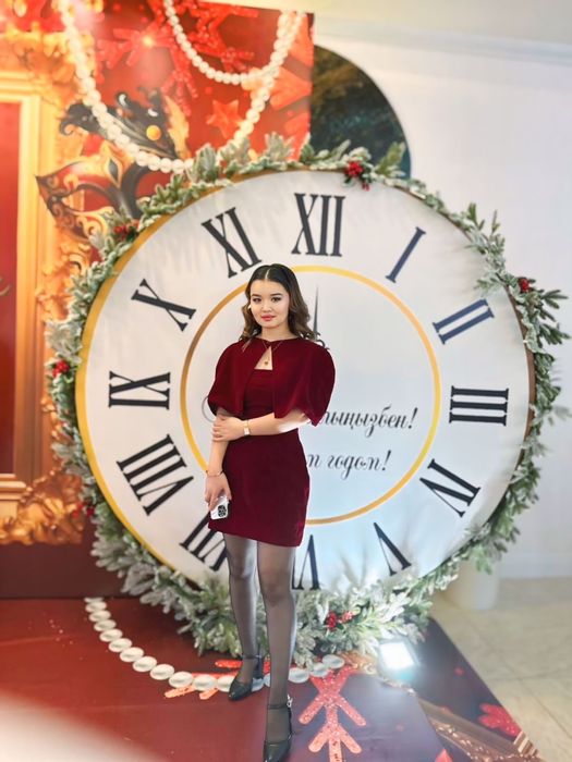 Одежда женская платья