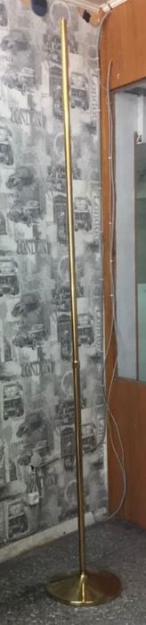 Флагштоки кабинетные