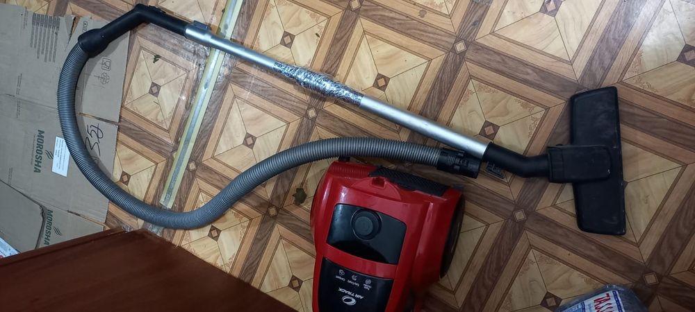 Продам Пылесос Самсунг Рабочий. Модель SC4520. Цена 5500