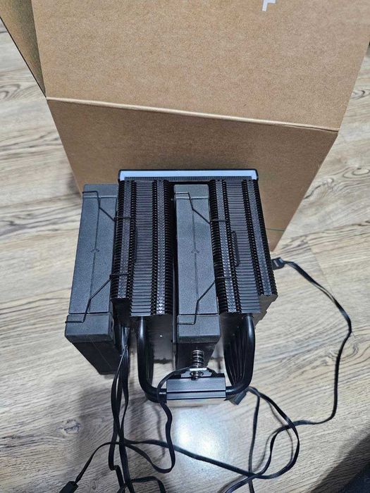 Башенный кулер DeepCool AK620 Digital SE с двумя кулерами