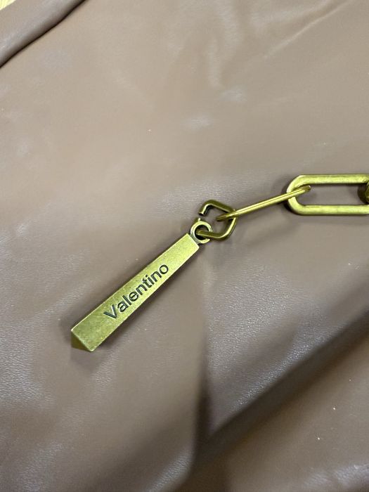 Панталон тип клин нов