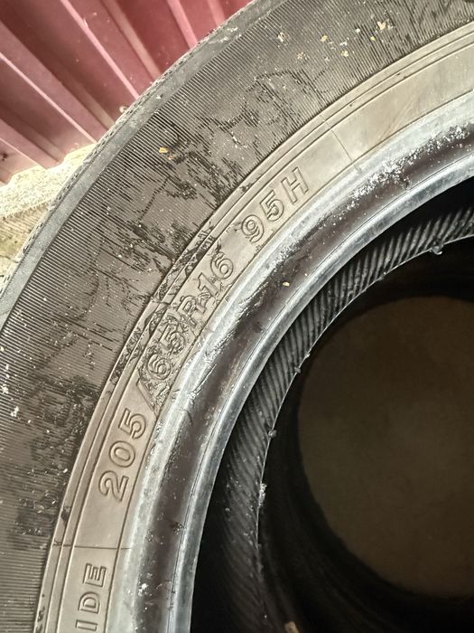 Продам шины 3 шт