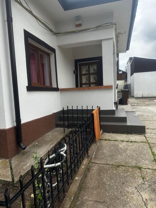 Casa de vanzare campina