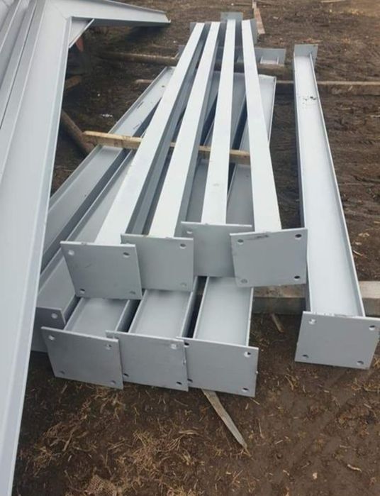 Vând structură metalică 12x20 din profile cu montaj și teava