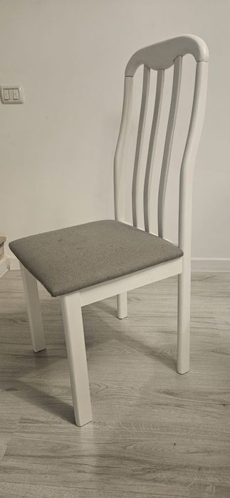 Vand 6 scaune living