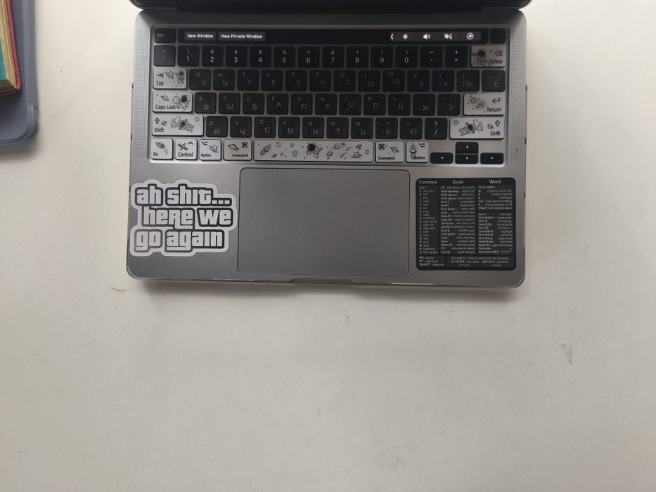 MacBook Air Pro M1 (8/512GB) — ИДЕАЛ. Срочно!