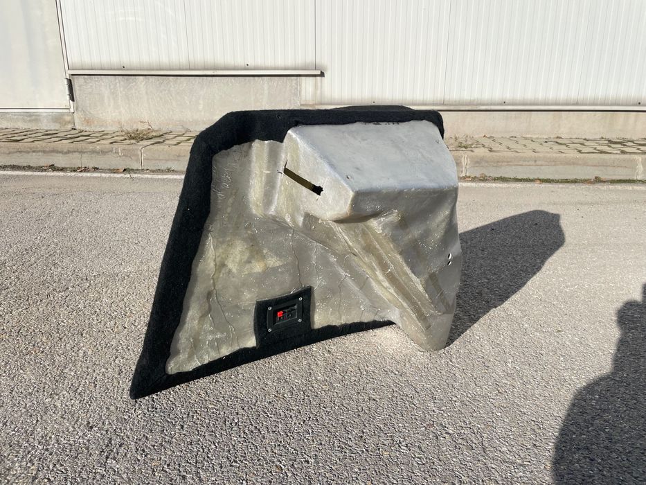 12” Бас Кутия за VW Golf 4