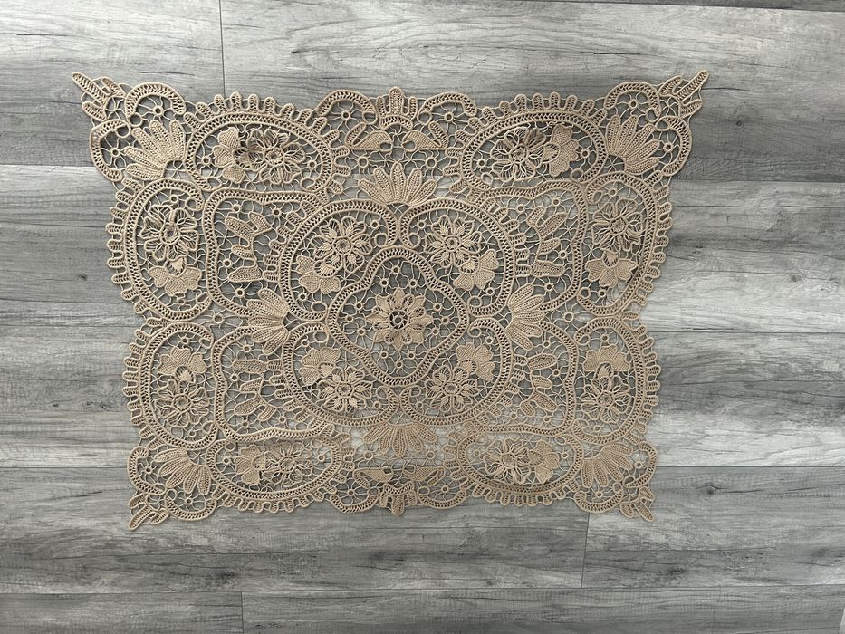 Mileuri noi din macrame