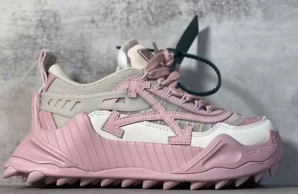 Adidasi Off-White Odsy