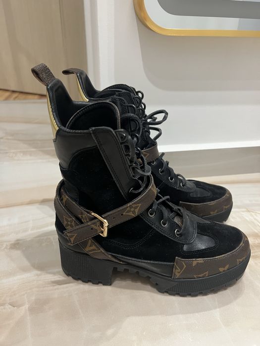 Дамски зимни боти