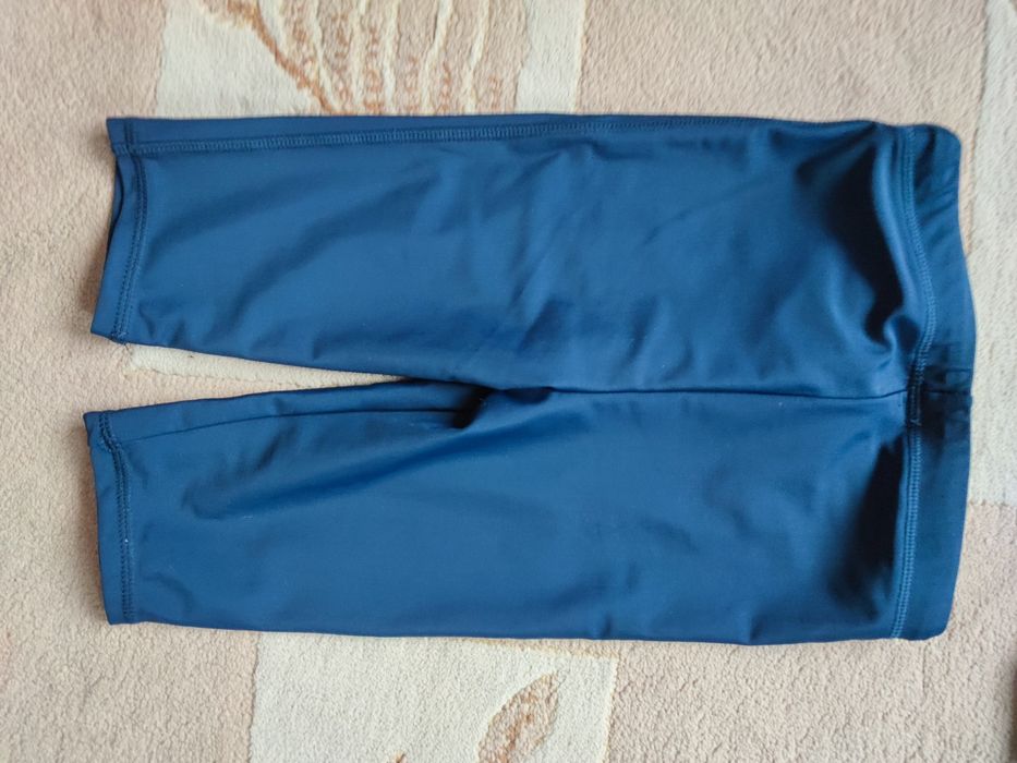 Комплект от блузи тесни шорти за плуване