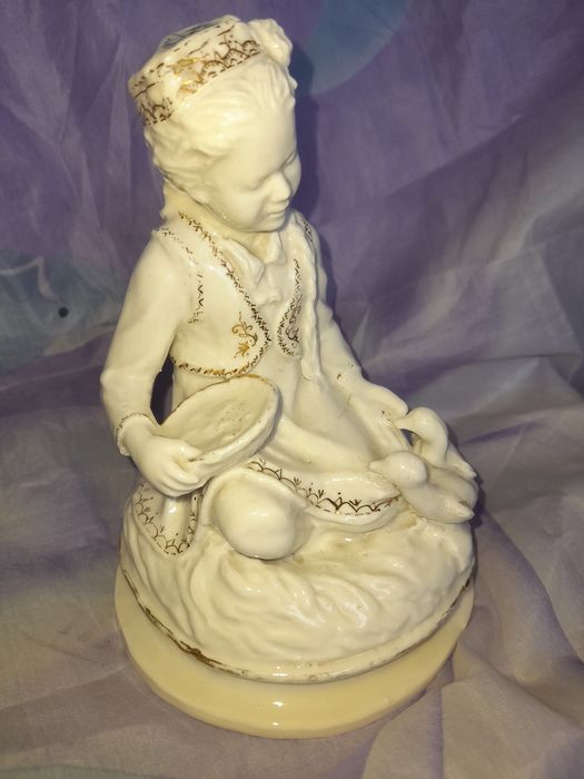 Советские фарфоровые статуэтки