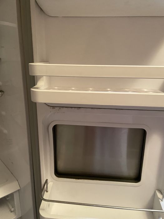 Холодильник Samsung, полностью рабочий!