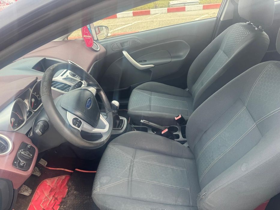 Ford Fiesta 2009 / 1.6 tdci / 90cp / 260.000km