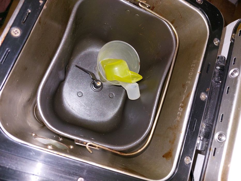 Хлебопечь Binatone