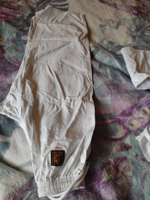 Екип за таекуондо за дете до 160 см нов