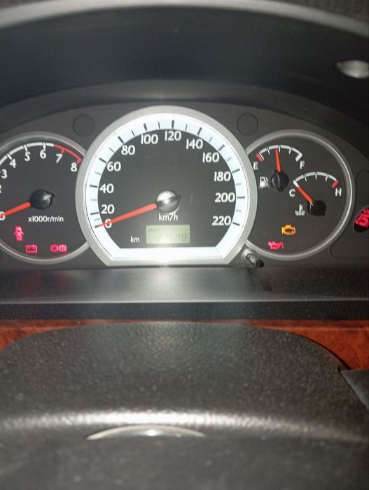 Jetra ranhi oq naxtga sotiladi