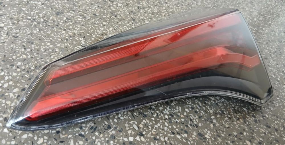 Десен стоп на багажника Toyota Rav4 2015 Тойота Рав4