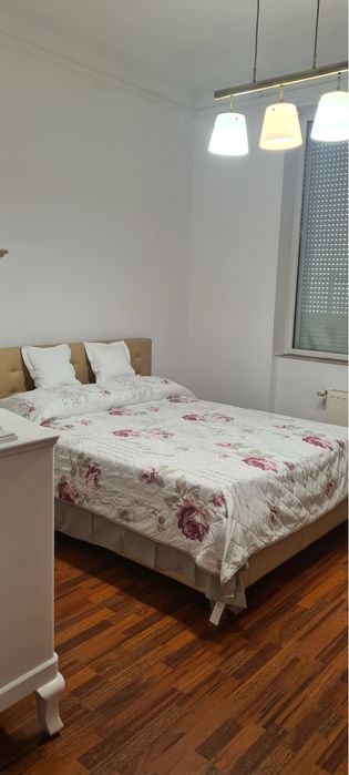 Chirie centru, aproape de pietonala