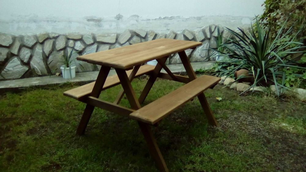 Масичка с пейки детска, градинска.