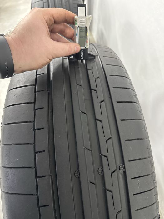 Jante Audi Q8 SQ8 R21 Originale Continental de vara 44/2024 99%