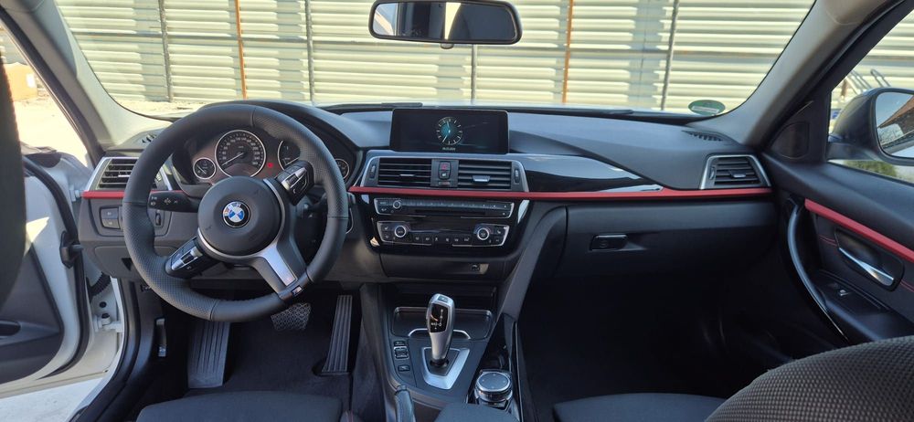 BMW Seria 3 BMW 320 dA Tour.ED(F31) Sport Line NaviProf.HUD.LED