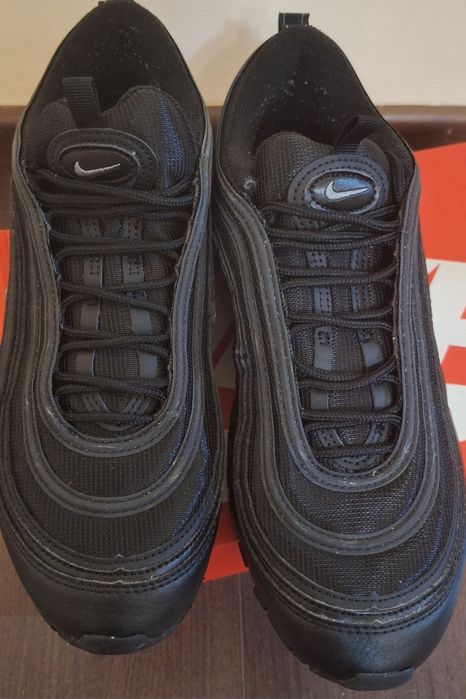 Nike Air Max 97.